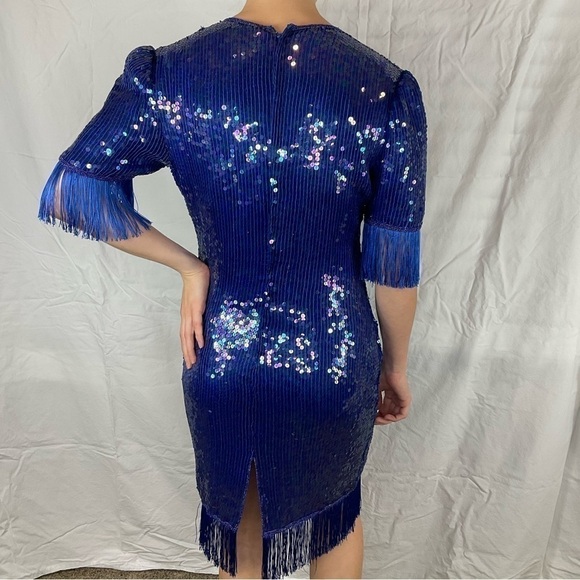 SCALA Milan Paris Los Angeles 100% silk sequin with fringe. Stunning! - Picture 4 of 6